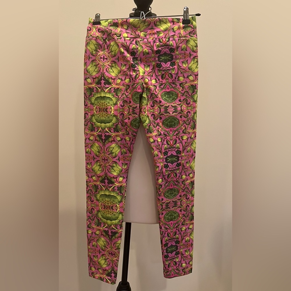 Kristina Mak Leggings Pink Green Psychedelic Print New NWOT USA Medium Run Small - Picture 7 of 8